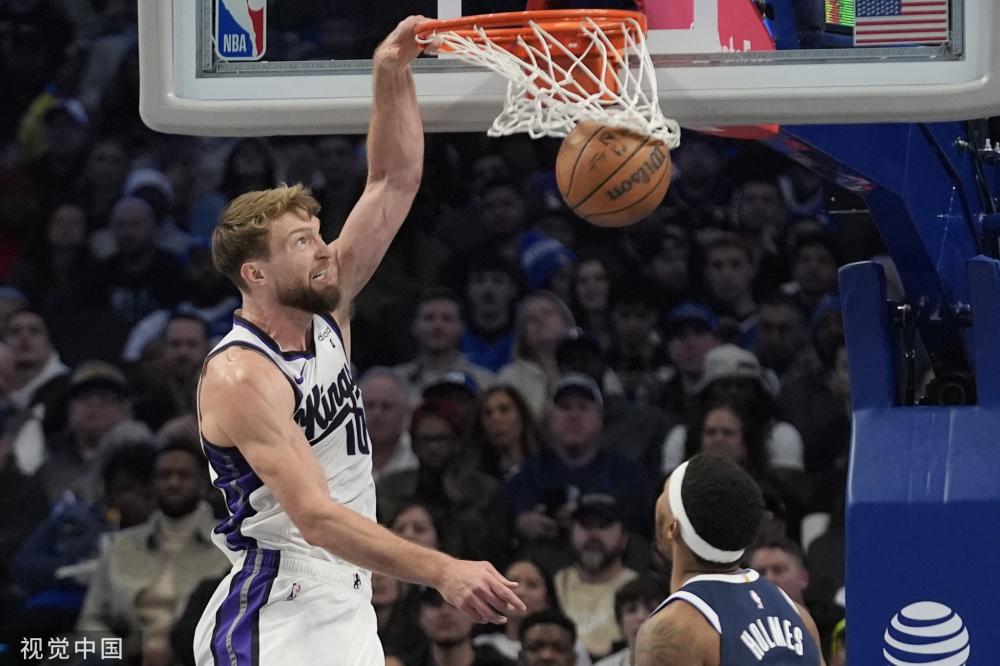 他成员也从 他成员也从